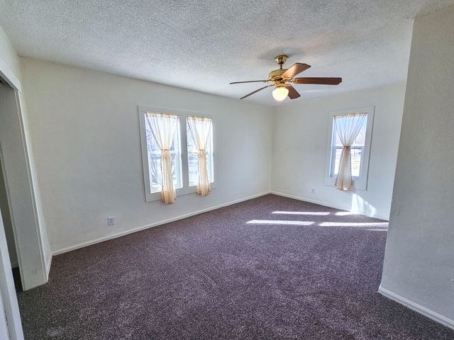 104 N Frances Street, Seymour, MO 65746