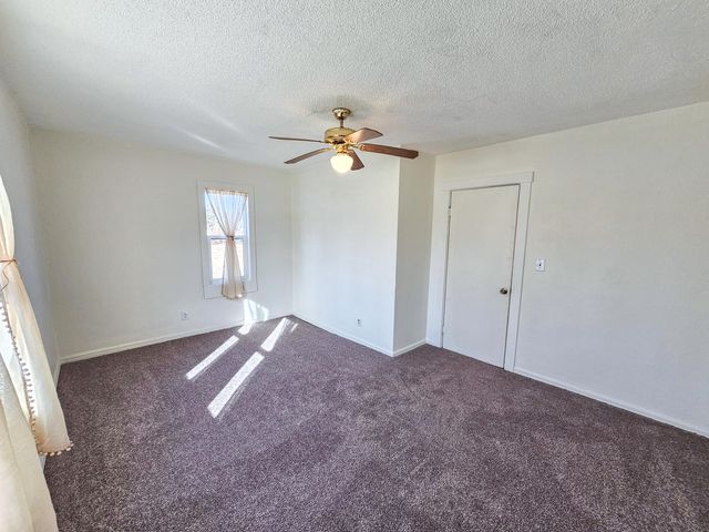 104 N Frances Street, Seymour, MO 65746