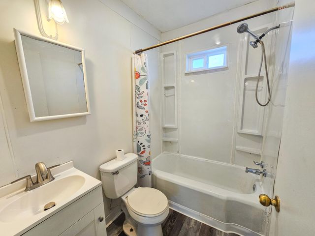 104 N Frances Street, Seymour, MO 65746