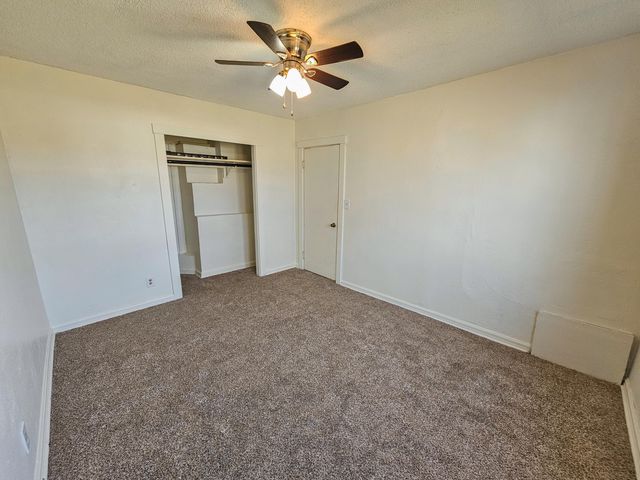 104 N Frances Street, Seymour, MO 65746