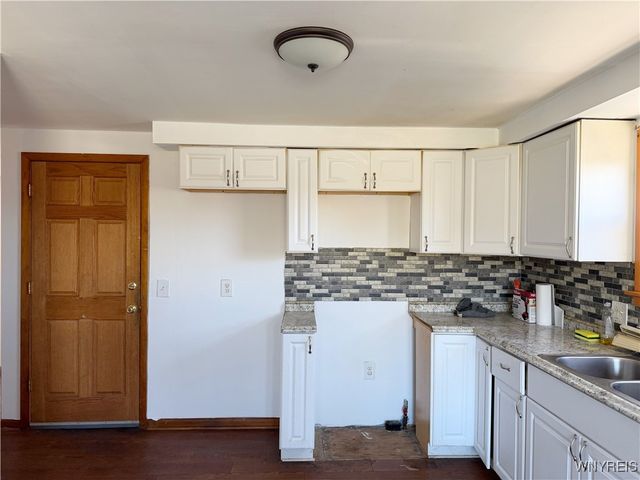 35 Crandon Boulevard, Cheektowaga, NY 14225