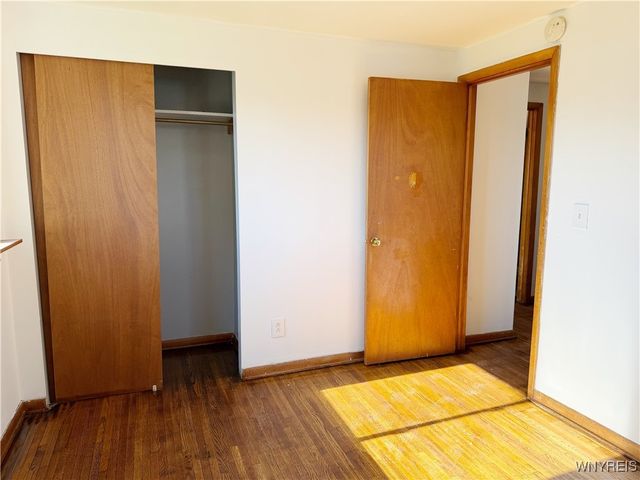 35 Crandon Boulevard, Cheektowaga, NY 14225