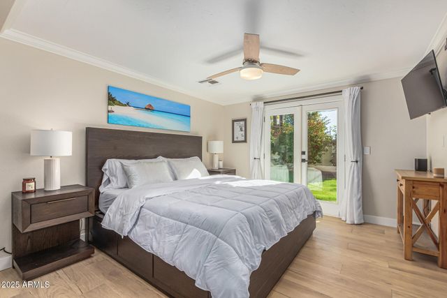 3845 E GLENROSA Avenue, Phoenix, AZ 85018