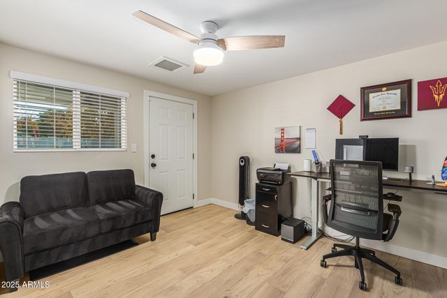 3845 E GLENROSA Avenue, Phoenix, AZ 85018