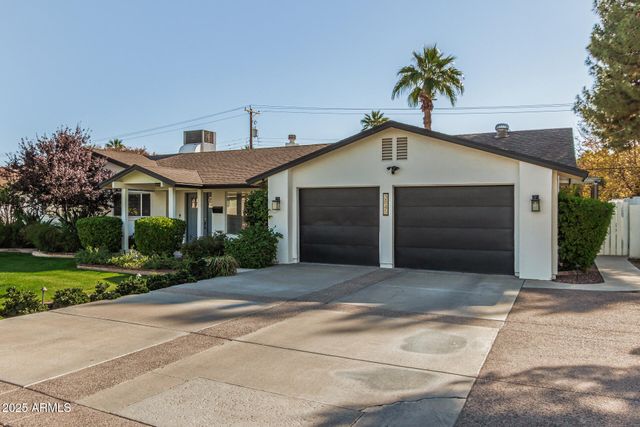 3845 E GLENROSA Avenue, Phoenix, AZ 85018