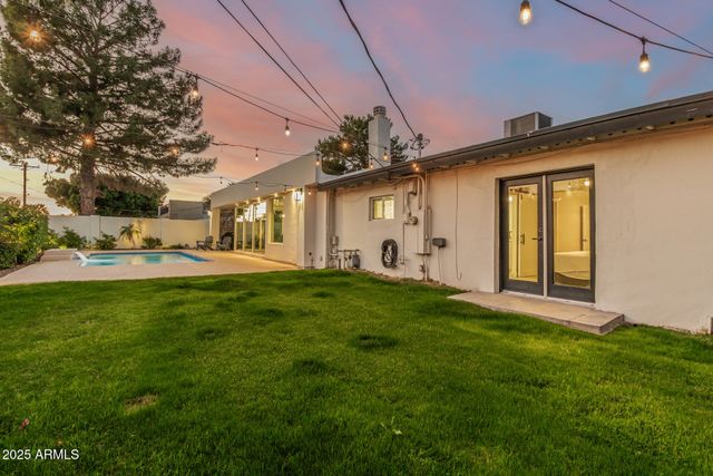 3845 E GLENROSA Avenue, Phoenix, AZ 85018