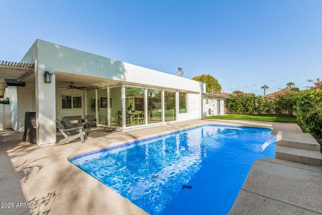 3845 E GLENROSA Avenue, Phoenix, AZ 85018