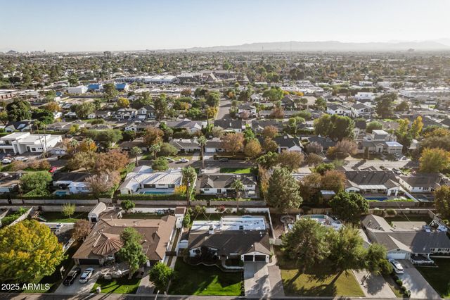 3845 E GLENROSA Avenue, Phoenix, AZ 85018