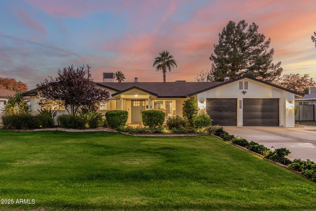 3845 E GLENROSA Avenue, Phoenix, AZ 85018