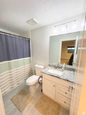 973 E 250 S, Layton, UT 84041