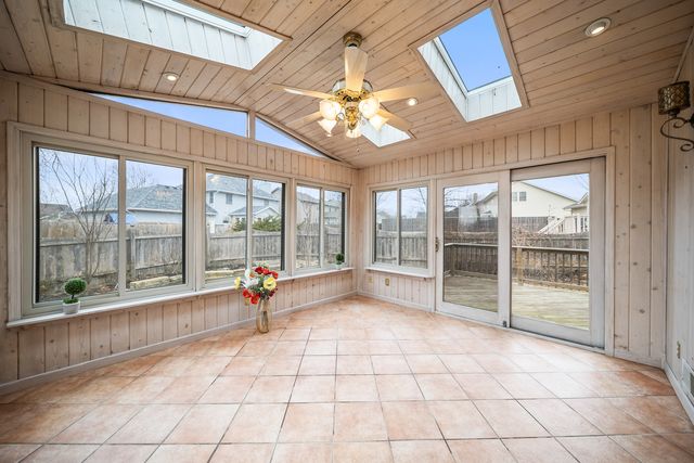 4304 Regency Place, Davenport, IA 52806