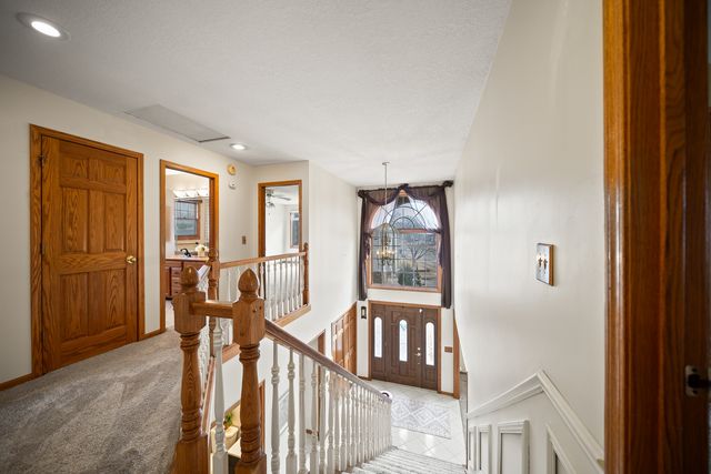 4304 Regency Place, Davenport, IA 52806