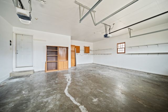 4304 Regency Place, Davenport, IA 52806