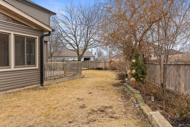 4304 Regency Place, Davenport, IA 52806