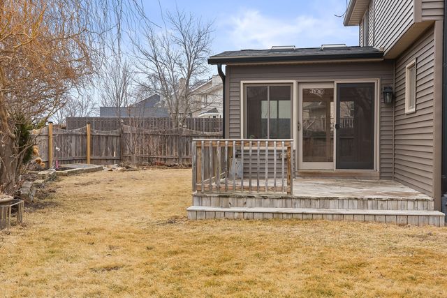 4304 Regency Place, Davenport, IA 52806