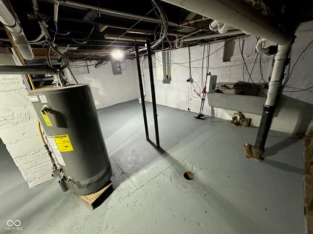 4130 Rookwood Avenue, Indianapolis, IN 46208