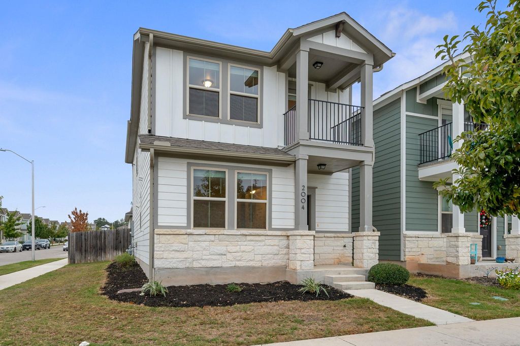 2004 Arendale DR, Leander, TX 78641