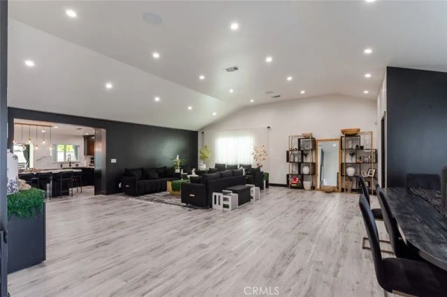 12608 Califa Street, Valley Village, CA 91607