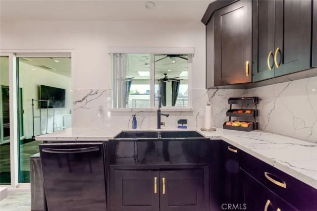 12608 Califa Street, Valley Village, CA 91607