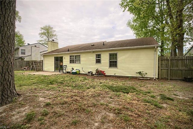 45 Philmont DR, Hampton, VA 23666