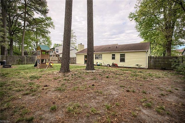 45 Philmont DR, Hampton, VA 23666