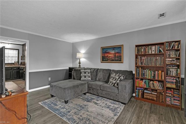 45 Philmont DR, Hampton, VA 23666