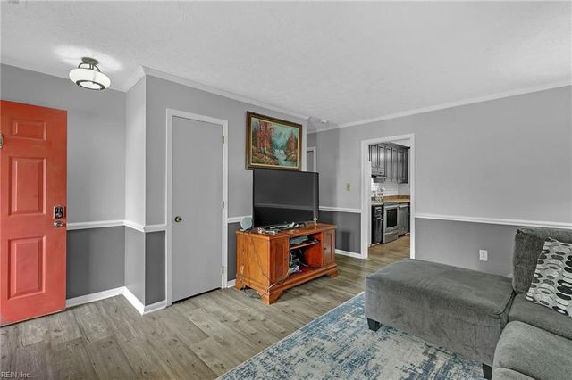 45 Philmont DR, Hampton, VA 23666