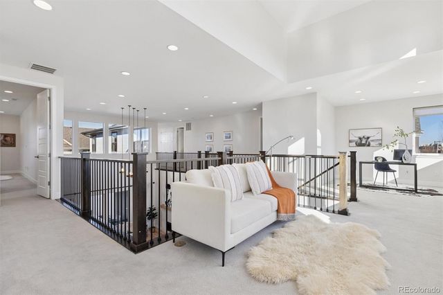 8055 E Prairie Meadow Drive, Denver, CO 80238