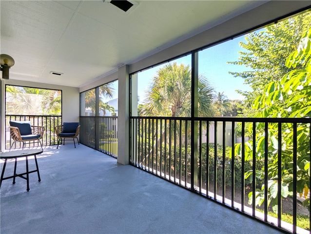 2155 Galleon Drive E-4, Vero Beach, FL 32963