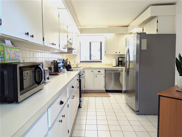 2155 Galleon Drive E-4, Vero Beach, FL 32963