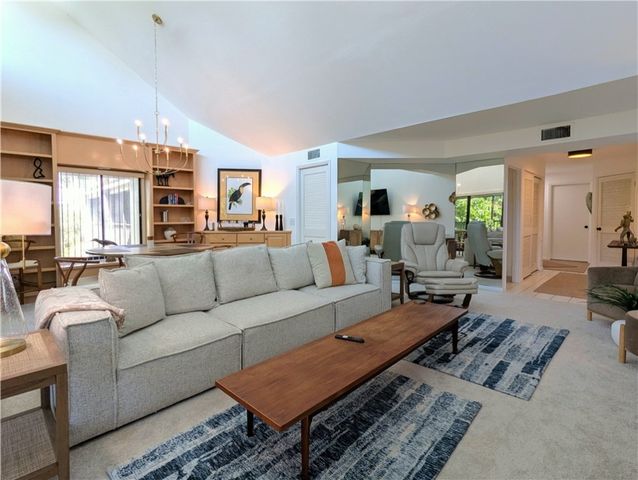 2155 Galleon Drive E-4, Vero Beach, FL 32963