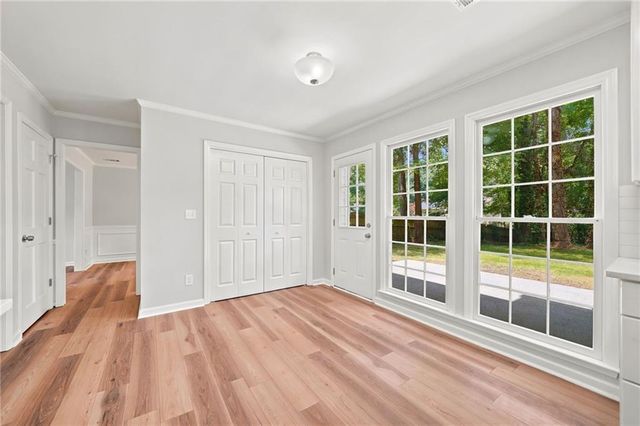4933 Willow Creek Drive, Woodstock, GA 30188