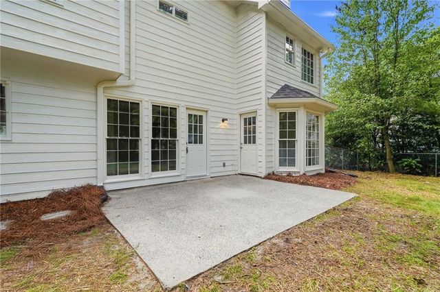 4933 Willow Creek Drive, Woodstock, GA 30188