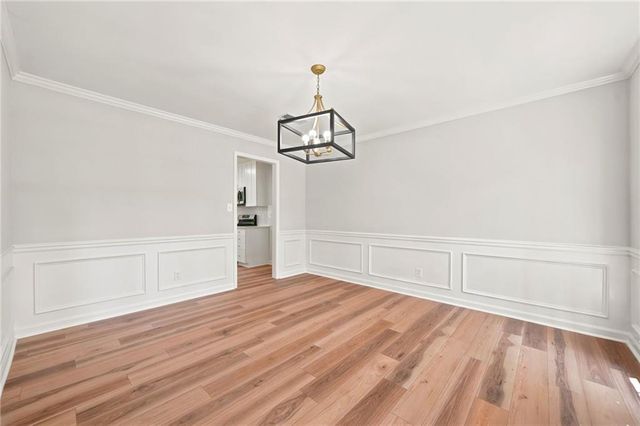 4933 Willow Creek Drive, Woodstock, GA 30188
