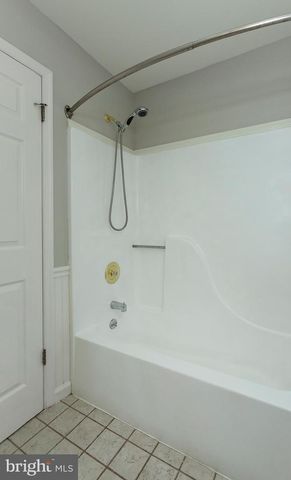 710 N HIGHLANDS DRIVE, Harrisburg, PA 17111