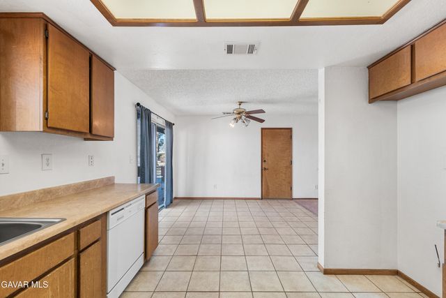 10837 E Avenue R 10, Littlerock, CA 93543