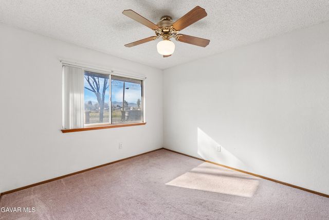 10837 E Avenue R 10, Littlerock, CA 93543