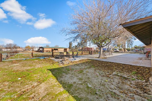 10837 E Avenue R 10, Littlerock, CA 93543