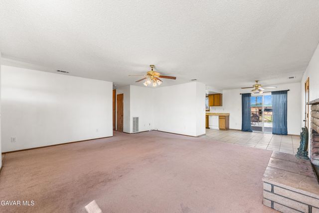 10837 E Avenue R 10, Littlerock, CA 93543