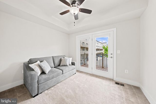 44730 TIVERTON SQ, Ashburn, VA 20147