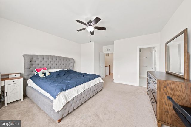 44730 TIVERTON SQ, Ashburn, VA 20147