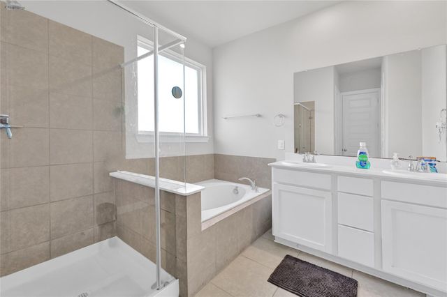 2434 Shelly Lang Court, Mission Bend, TX 77459