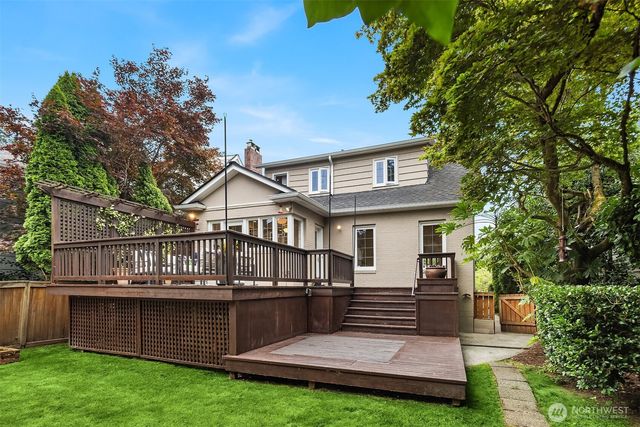 4322 NE 43rd Street, Seattle, WA 98105