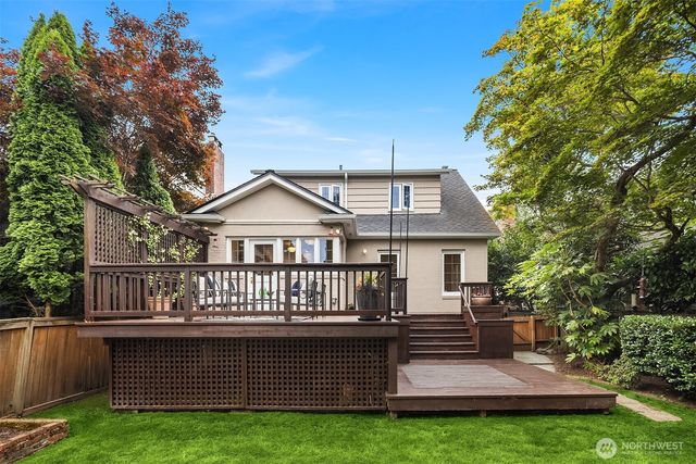 4322 NE 43rd Street, Seattle, WA 98105