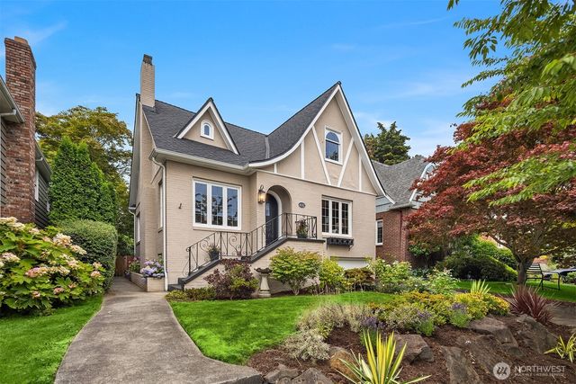 4322 NE 43rd Street, Seattle, WA 98105