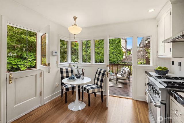4322 NE 43rd Street, Seattle, WA 98105