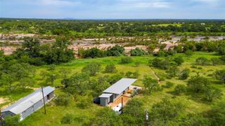 125 Elmer RD, Llano, TX 78643