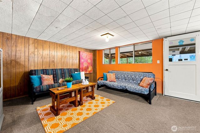 1929 Summit Lake Shore Road NW, Olympia, WA 98502
