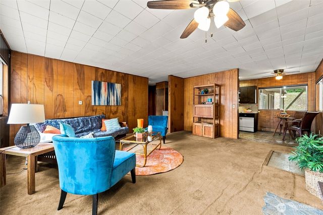 1929 Summit Lake Shore Road NW, Olympia, WA 98502