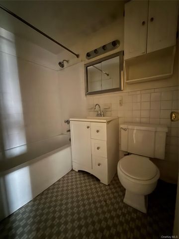 160-10 89th Avenue 9E, Jamaica, NY 11432